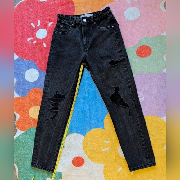 🖤 Distressed Black Skinny Jeans - Picture 4 of 5